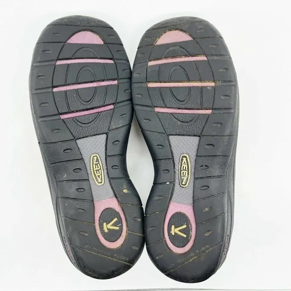 Keen Embroidered Mary Janes Shoes Sz 7.5 Off White Leather Criss Cross Strap
