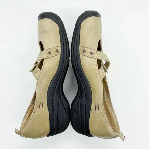 Keen Embroidered Mary Janes Shoes Sz 7.5 Off White Leather Criss Cross Strap