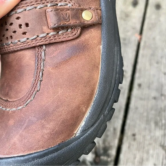 Keen Kaci Leather Slip On Shoes Sz 6