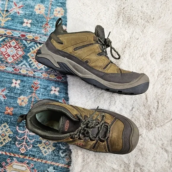 KEEN Men’s Circadia Vent Low Height Breathable Hiking Shoes US 10.5
