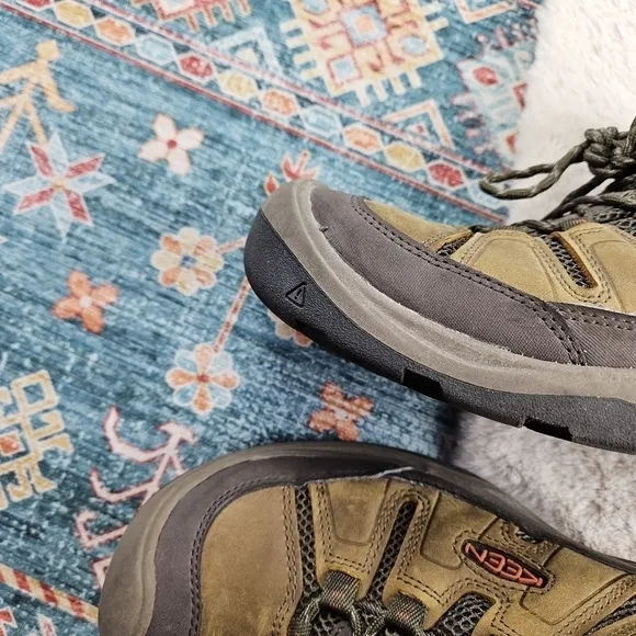 KEEN Men’s Circadia Vent Low Height Breathable Hiking Shoes US 10.5