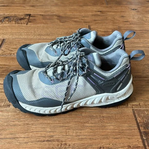 Keen NXIS Evo Hiking Shoes Waterproof Gray Women's Size 9