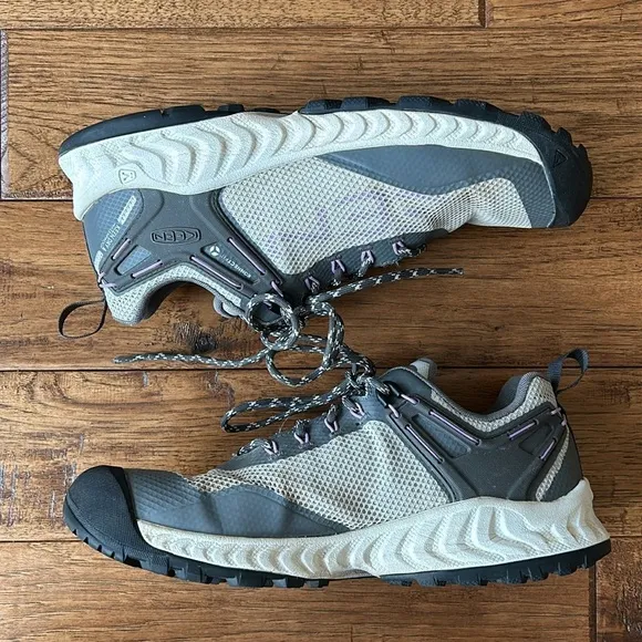 Keen NXIS Evo Hiking Shoes Waterproof Gray Women's Size 9