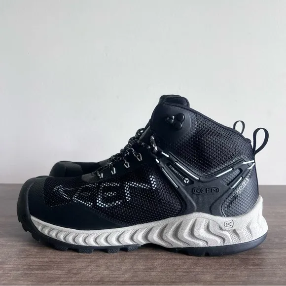 Keen NXIS EVO Mid NEW Waterproof Women's Hiking Boot Size 9.5 #B1550