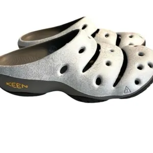 KEEN SANDALS YOGUI ARTS FLORAL GRAY SLIP ON COMFORT CLOGS MENS SIZE 12