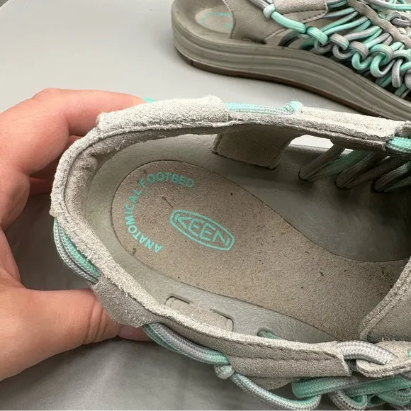 Keen Uneek Women’s Sandals Teal Gray Paracord Bungee Water Sport Hiking Size 8
