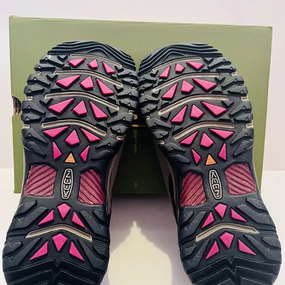 KEEN Weiss &amp; Boysenberry Targhee 111 Waterproof Leather Hiking Shoes.