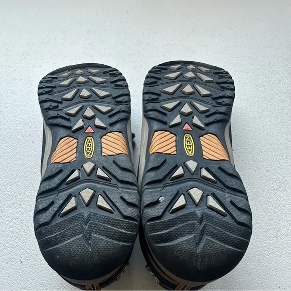 Keen woman’s  Waterproof Leather Hiking Elastic Lace-up Shoes Brown