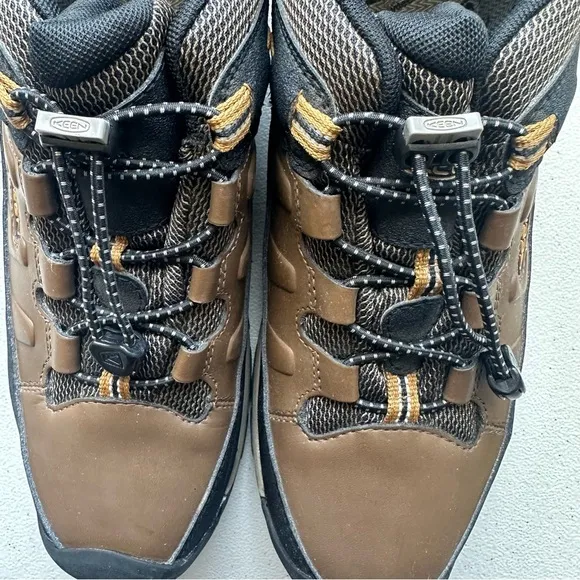 Keen woman’s  Waterproof Leather Hiking Elastic Lace-up Shoes Brown