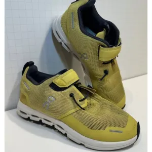Kid's Size 1.5 - ON CLOUD Cloud Play Yellow Running Shoes Unisex