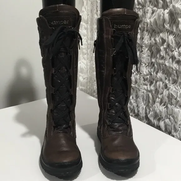 Kid’s tall boots 👢