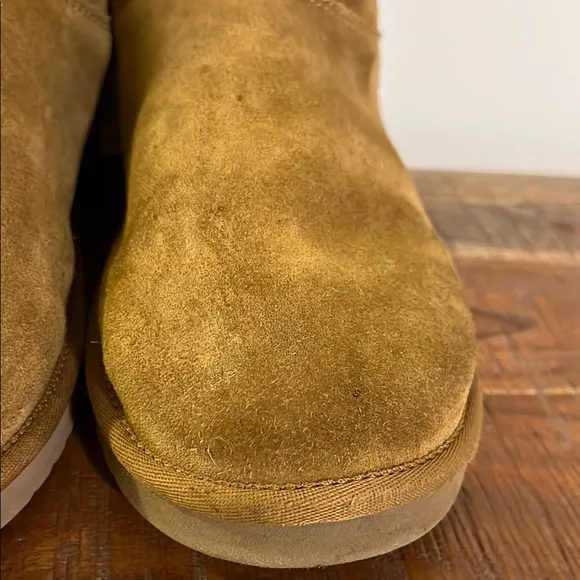 Koolaburra by UGG Chesnut Suede Short Boots, Women’s Size 8