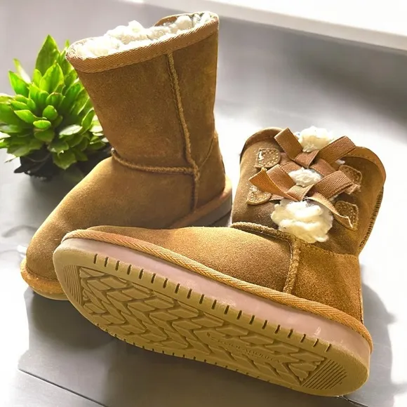 Koolaburra By UGG Kid’s Victoria Short Boots