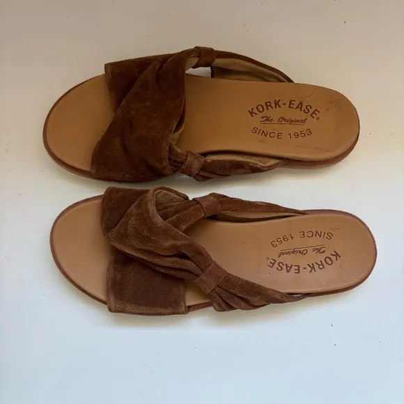 Kork-Ease Slide on Brown Suede Sandals Sz 6M