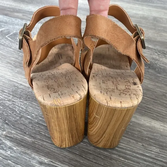Kork-Ease Tan Leather Platform Buckle Adjustable Sandals Boho Coastal Beach | 10