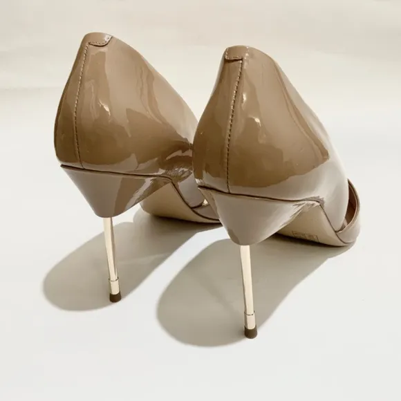 KURT GEIGER BOND 90 Stiletto Heel Patent Leather Nude Tan Pumps Pointed Toe 40