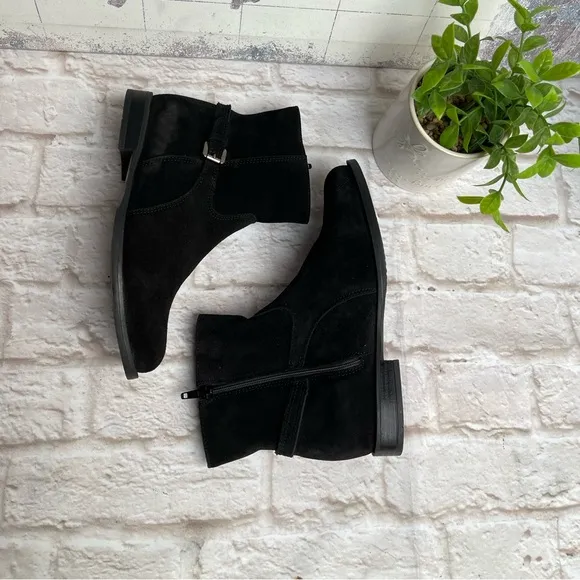 La Canadienne blacks boots women size 6 new