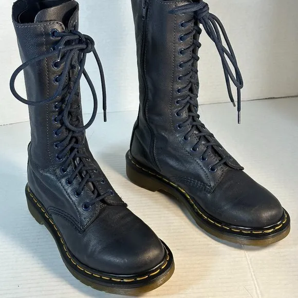 Ladies Size 7 Dr Martens tall boots