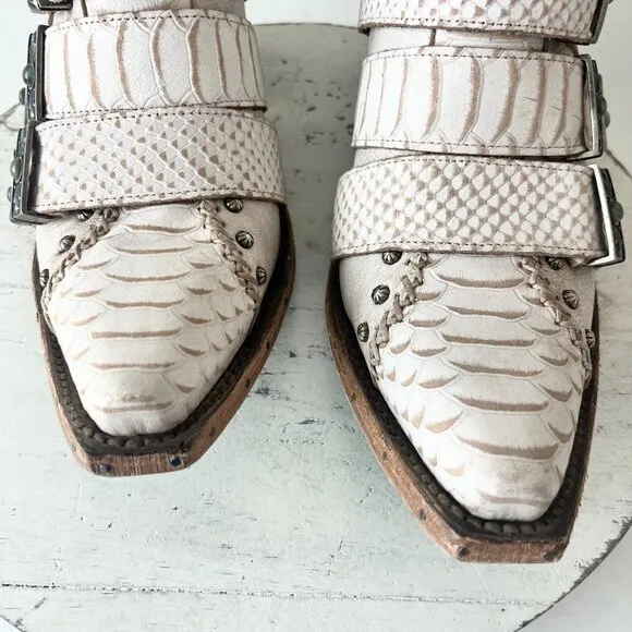 Lane SHOWDOWN Womens Cowboy Boots 8 White Leather Short Western Cowgirl Booties