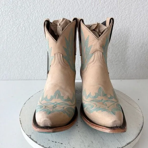 Lane LEXINGTON Womens Cowboy Bootie Sz 11 Sand and Stream Western Cowgirl Boots