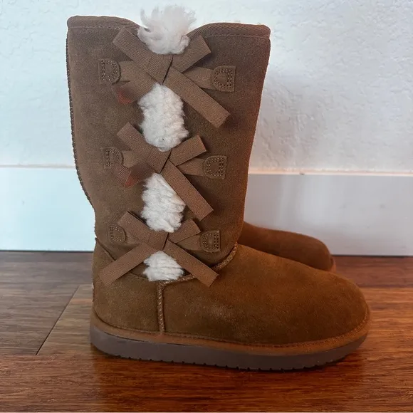 LIKE NEW Koolaburra by UGG Boot, size 3 (EU 35), Chestnut