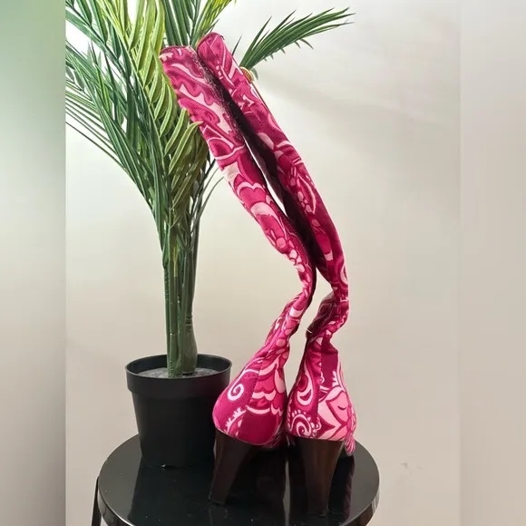 Lilly Pulitzer Tall Pink Paisley Print Vintage Boots