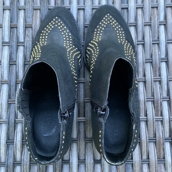 LUCKY Brand Maiaa Black Leather Studded Ankle Boots