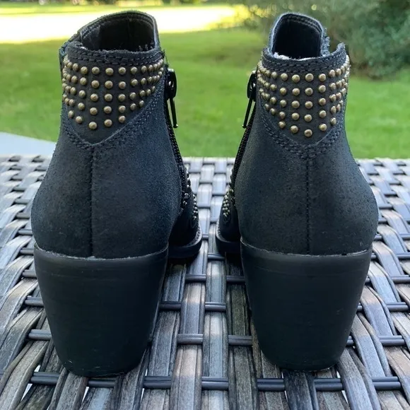 LUCKY Brand Maiaa Black Leather Studded Ankle Boots