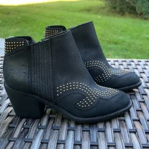 LUCKY Brand Maiaa Black Leather Studded Ankle Boots