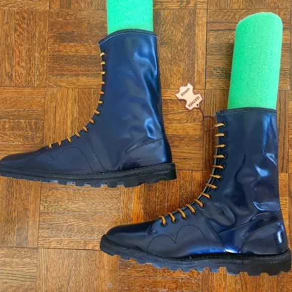 Made In Czechoslovokia Grafters boots.