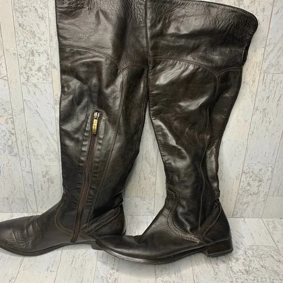 Mally Tall Riding Boots Women Size 41 Brown Leather Closed Toe Low Heel Side Zip
