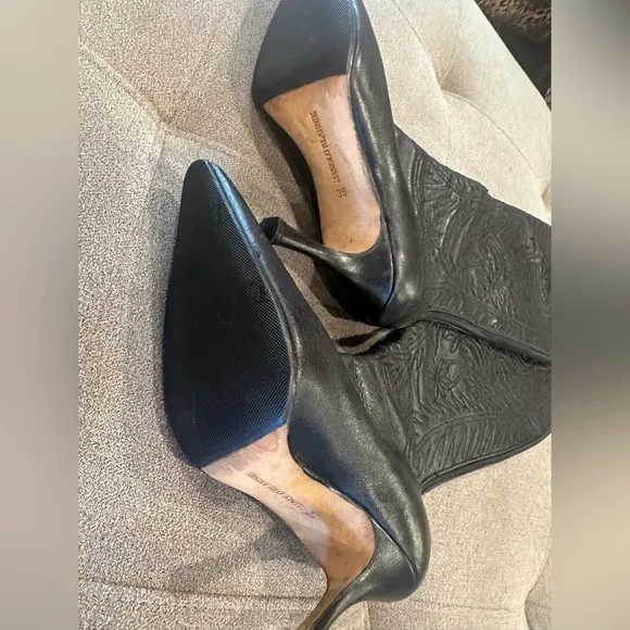 MANOLO BLAHNIKBlack Leather FloralEmbroidered Granada Tall Boots Size 36/ 5.5
