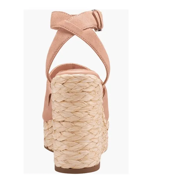 Marc Fisher LTD Nelly Ankle Strap Wedge Sandals Light Natural 111 Women’s Size 8