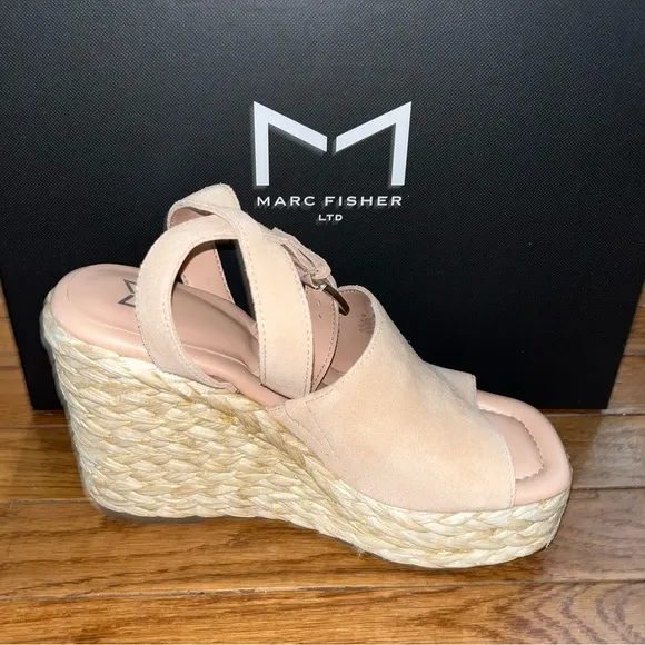 Marc Fisher LTD Nelly Ankle Strap Wedge Sandals Light Natural 111 Women’s Size 8