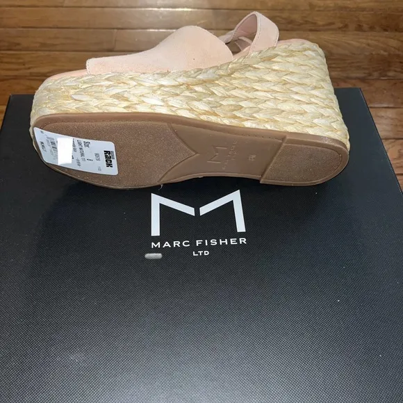 Marc Fisher LTD Nelly Ankle Strap Wedge Sandals Light Natural 111 Women’s Size 8