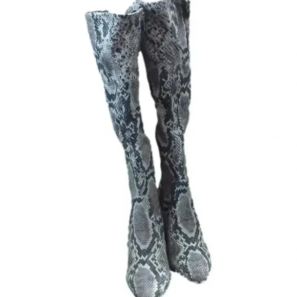 Marc Fisher medium calf tall shaft boots