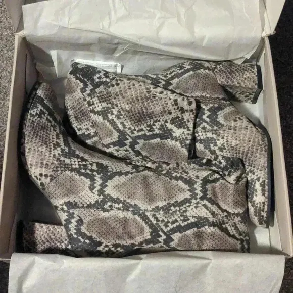 Marc Fisher medium calf tall shaft boots