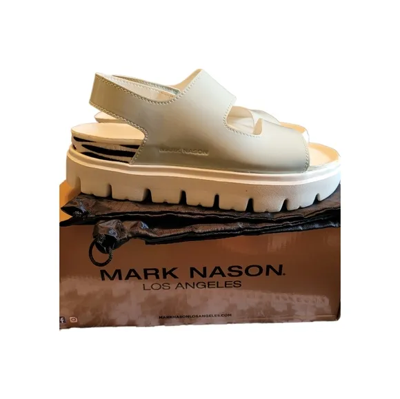 Mark Nason Los Angeles Women's Malaga-Elena Turquoise Sandles Sz 7.5 NIB