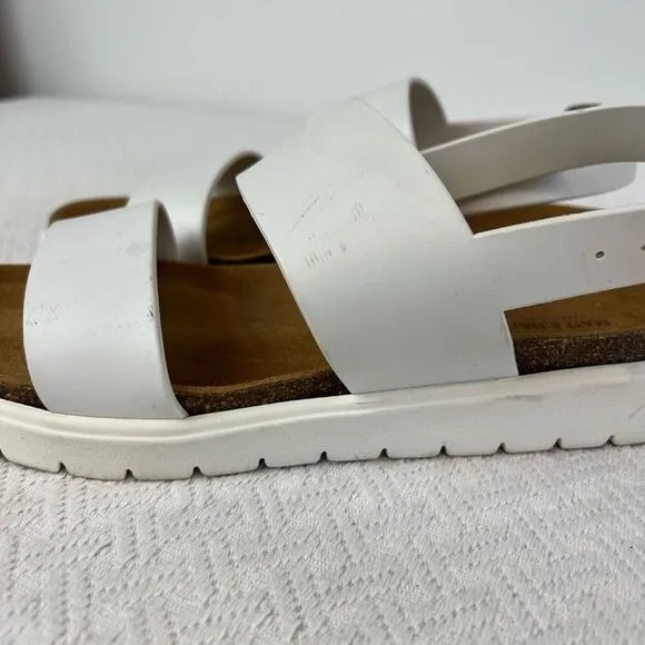 Matt &amp; Natt EU 41 US 11 Women’s Ashai Vegan Leather Supple Footbed Sandals Italy