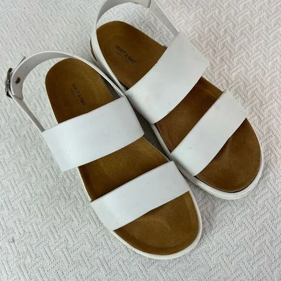 Matt &amp; Natt EU 41 US 11 Women’s Ashai Vegan Leather Supple Footbed Sandals Italy
