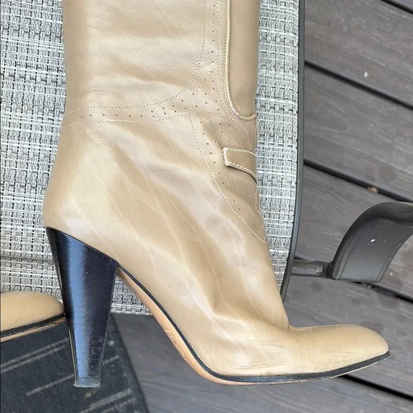 MAYLE LADIES TAN/BROWN TALL HEEL BOOTS-10