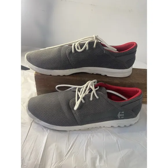 Men's Etnies Scout Skateboard Shoes Grey/ White Gum Lightweight Lace Up -Size 13