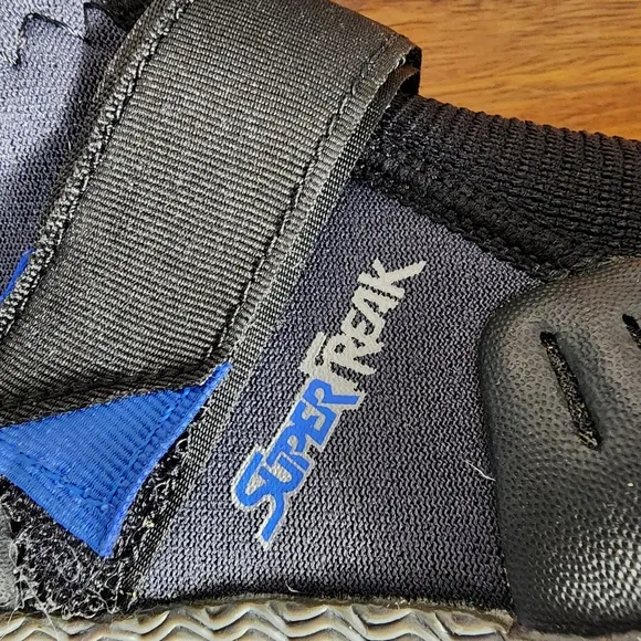 Men's Size 5 O'Neill Superfreak Water Shoes