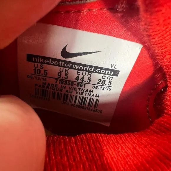 mens nike MagistaX proximo TF 718359-661‎ size 10.5 used 2015 red rare