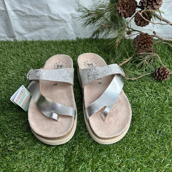 MEPHISTO  Helen Mix$159/NEW women size 38 COLOR: SILVER
