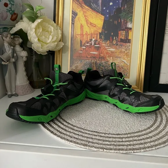 Merrell kids water shoes