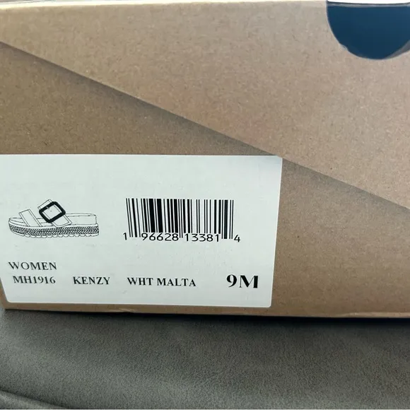 Mia White and Tan Platform Sandals New in Box