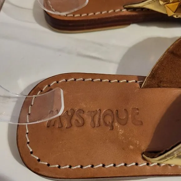 Mystique Gold Leather Rock Stud Flip Flop Thong Sandals sz. 6M MSRP $265