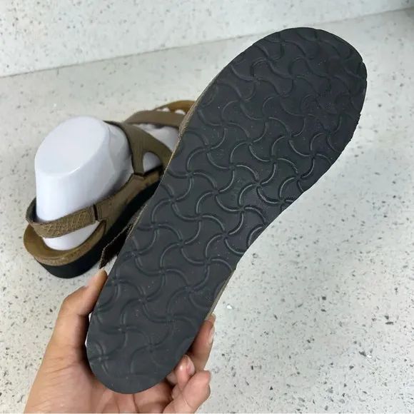 Naot Bronze Snake Pattern Leather Upper Sandals Comfort Shoe​