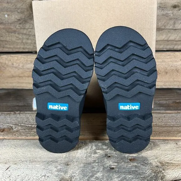 Native Kensington Treklite - Jiffy Black - C7 - New in box